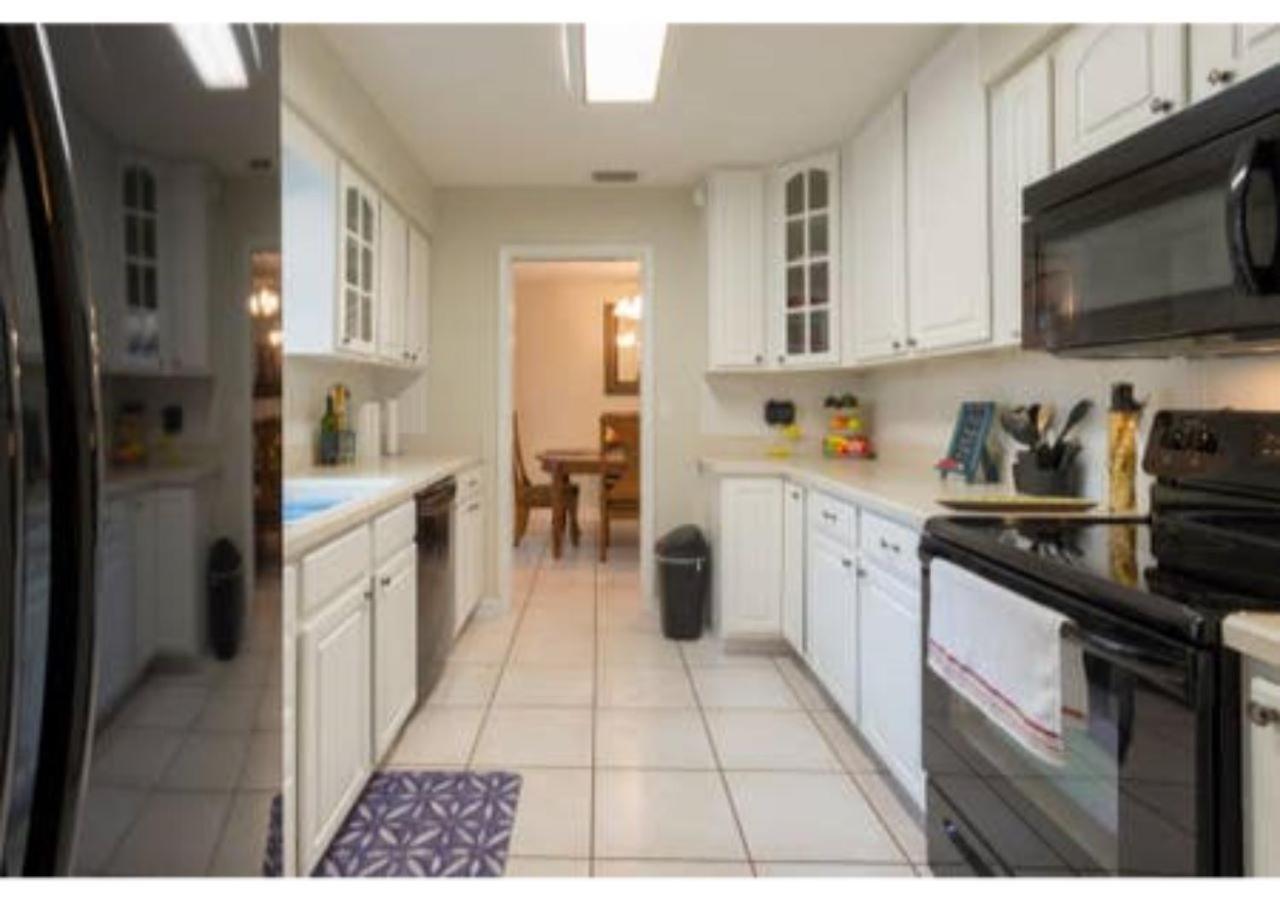 Home Away From Home! Deltona Bagian luar foto
