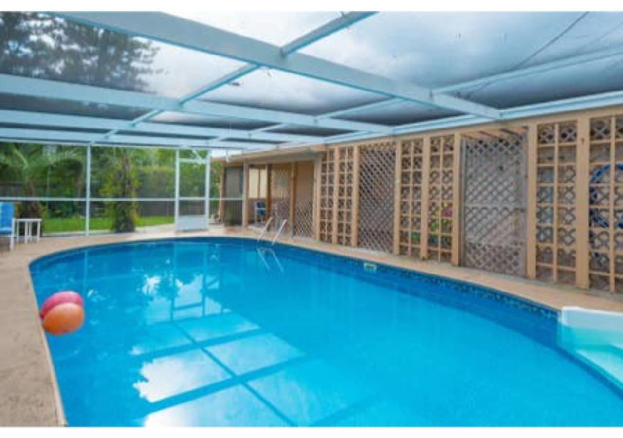 Home Away From Home! Deltona Bagian luar foto
